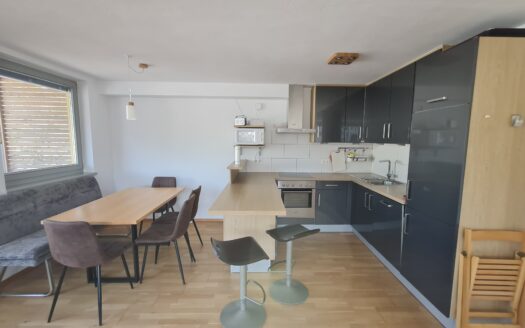 WG Zimmer in 3 Zimmer Wohnung
