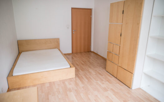 Helles WG-Zimmer in Studentenheim