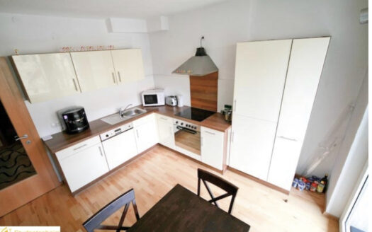 Helles WG-Zimmer in Studentenheim