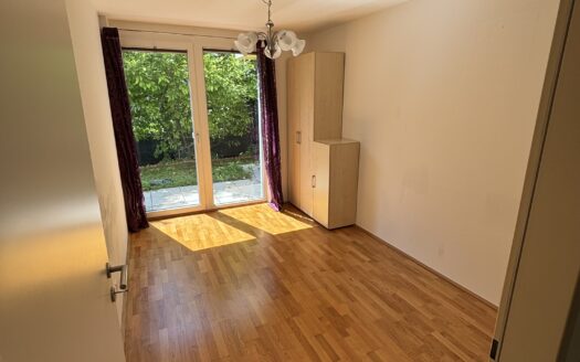 Schöne gut geschnittene 3-Zimmer Wohnung (74,25qm) in Innsbruck Kranebitten mit großem Garten, Terrasse und Garagen Abstellplatz