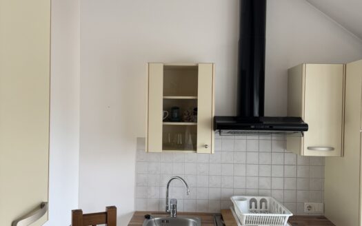 Sehr schöne Garconnaire im Stadtzentrum