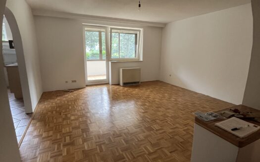 Große 2-Zimmer Wohnung Stadtnähe